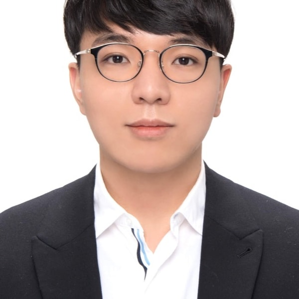 Yoonho Lee